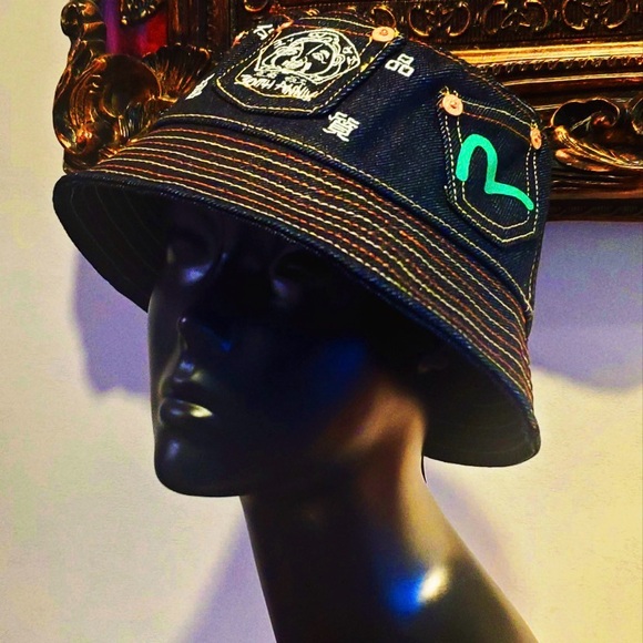 Evisu Multi-color Bucket Hat Embroidered Print Multi-Pockets Denim NWT w Bag - Picture 4 of 11